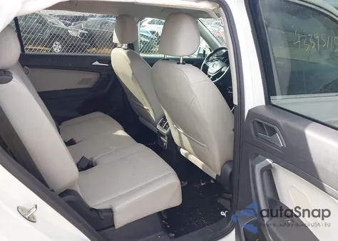 2019 Volkswagen Tiguan 2.0T Se/2.0T Sel/2.0T Sel R-Line/2.0T Sel R-Line Black from USA, damaged, VIN 3VV2B7AX3KM004357